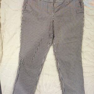 Classic Striped Women's Capris